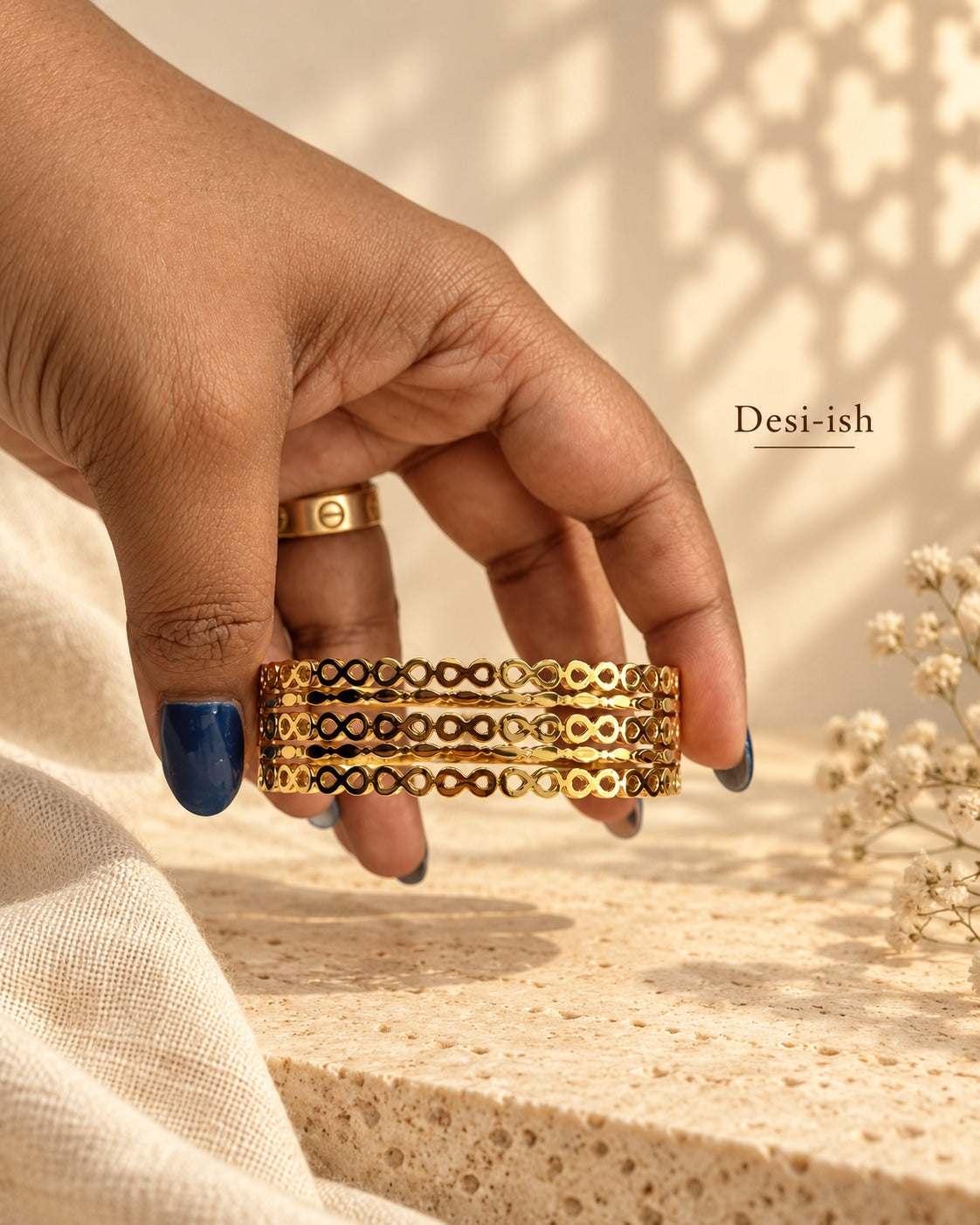Desi-ish geometric loop anti-tarnish kada hand view