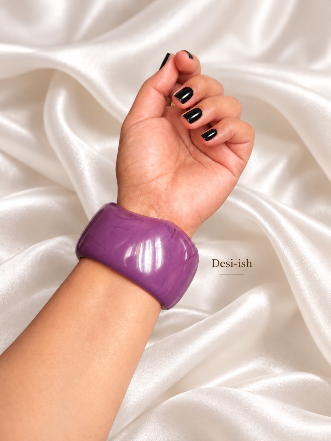 Chunky resin bangle - Purple